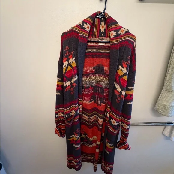 Faherty Organic Cotton Poncho - Southwestern Pattern - Picture 1 of 5